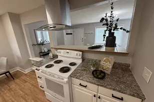 9036 SE Washington St, Portland, OR 97216 - Photo 9