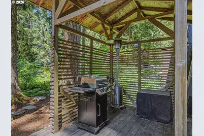 21323 E Parkway Ave, Rhododendron, OR 97049 - Photo 39