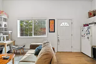 9004 N Mohawk Ave, Portland, OR 97203 - Photo 13