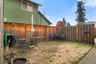 9004 N Mohawk Ave, Portland, OR 97203 - Photo 25