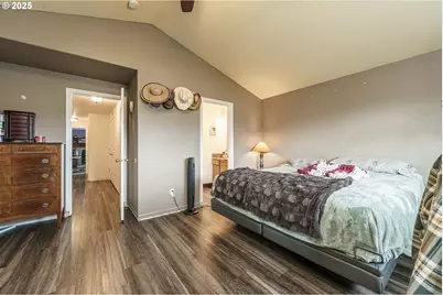 1106 SE 5th Ave, Battle Ground, WA 98604 - Photo 17