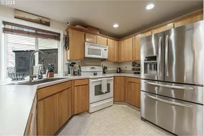 1106 SE 5th Ave, Battle Ground, WA 98604 - Photo 7