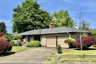 3602 NE 134th Ave, Portland, OR 97230 - Photo 3
