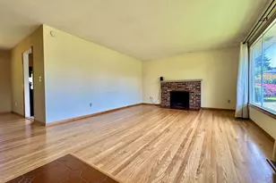 3602 NE 134th Ave, Portland, OR 97230 - Photo 5