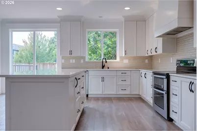 14641 SE Thornapple Ln, Milwaukie, OR 97267 - Photo 13