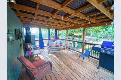 18021 Country Village Dr, Oregon City, OR 97045 - Photo 17