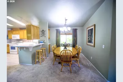 18021 Country Village Dr, Oregon City, OR 97045 - Photo 7