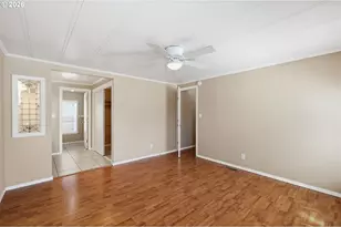 5660 Daisy St, Springfield, OR 97478 - Photo 5