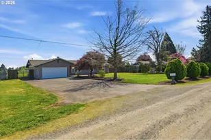 1270 NE Blossom Dr, McMinnville, OR 97128 - Photo 5