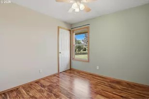 1270 NE Blossom Dr, McMinnville, OR 97128 - Photo 29