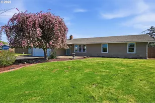 1270 NE Blossom Dr, McMinnville, OR 97128 - Photo 7