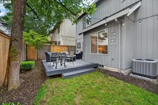 8962 SW 75th Pl, Portland, OR 97223 - Photo 31
