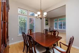 2212 NW Pinnacle Dr, Portland, OR 97229 - Photo 15