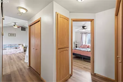 961 Bush Ln, Creswell, OR 97426 - Photo 21