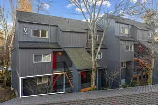 4 Touchstone Ct, Lake Oswego, OR 97035 - Photo 3