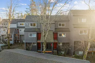 4 Touchstone, Lake Oswego, OR 97035 - Photo 1