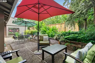 4654 SW Flower Pl, Portland, OR 97221 - Photo 31