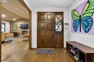 4654 SW Flower Pl, Portland, OR 97221 - Photo 5