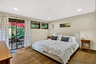 4654 SW Flower Pl, Portland, OR 97221 - Photo 21