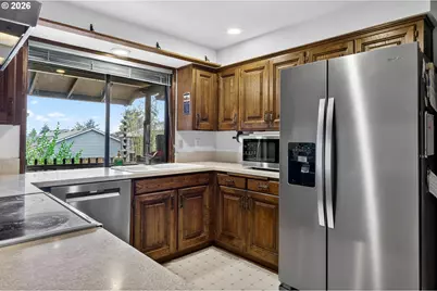 4654 SW Flower Pl, Portland, OR 97221 - Photo 15