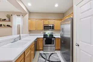 1502 SE Sweetbay St, Hillsboro, OR 97123 - Photo 9