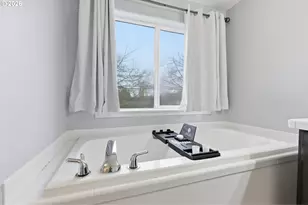 1502 SE Sweetbay St, Hillsboro, OR 97123 - Photo 17