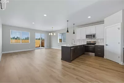 628 SE 34th St, Battle Ground, WA 98604 - Photo 5