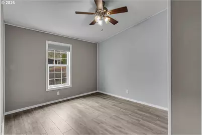 672 SW Sunset Way, Troutdale, OR 97060 - Photo 27