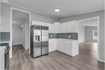 672 SW Sunset Way, Troutdale, OR 97060 - Photo 13