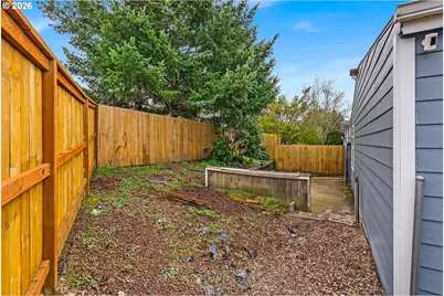 672 SW Sunset Way, Troutdale, OR 97060 - Photo 31