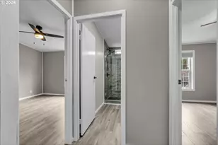 672 SW Sunset Way, Troutdale, OR 97060 - Photo 23