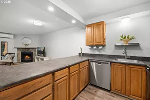 5563 SW Multnomah Blvd, Portland, OR 97219 - Photo 15