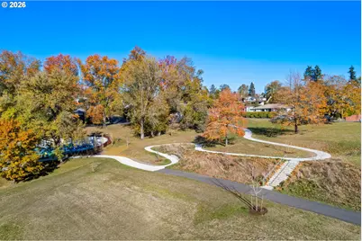 5563 SW Multnomah Blvd, Portland, OR 97219 - Photo 33