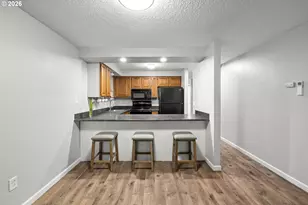 5563 SW Multnomah Blvd, Portland, OR 97219 - Photo 13