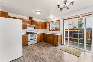 14330 SE Powell Blvd, Portland, OR 97236 - Photo 13