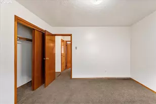 14330 SE Powell Blvd, Portland, OR 97236 - Photo 19