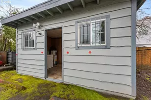 14330 SE Powell Blvd, Portland, OR 97236 - Photo 25