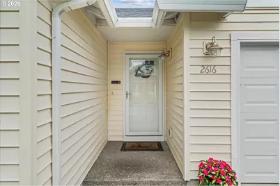 2616 NW 13th St, Battle Ground, WA 98604 - Photo 3