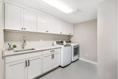 1281 SW Davenport St, Portland, OR 97201 - Photo 43