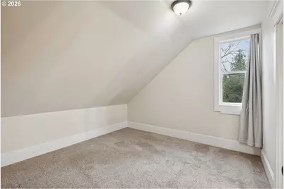 9306 SW 30th Ave, Portland, OR 97219 - Photo 17