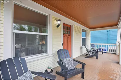 9306 SW 30th Ave, Portland, OR 97219 - Photo 3