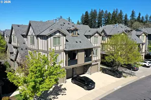 7869 NE Rockne Way, Hillsboro, OR 97006 - Photo 33