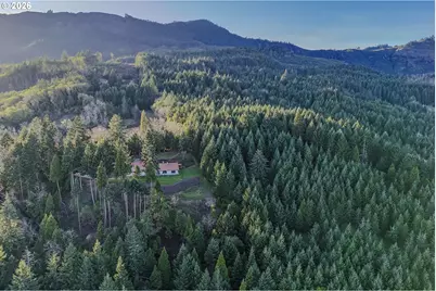 250 Mountain Dr, Roseburg, OR 97471 - Photo 47