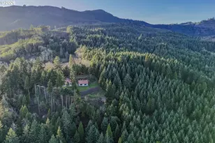250 Mountain Dr, Roseburg, OR 97471 - Photo 47