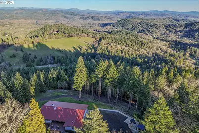 250 Mountain Dr, Roseburg, OR 97471 - Photo 45