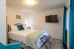 250 Mountain Dr, Roseburg, OR 97471 - Photo 25