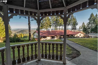 250 Mountain Dr, Roseburg, OR 97471 - Photo 39