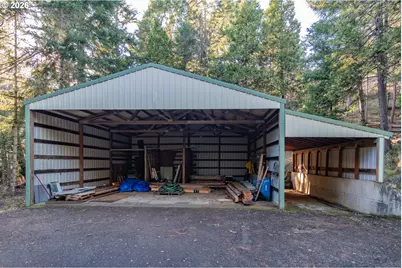 250 Mountain Dr, Roseburg, OR 97471 - Photo 43