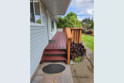 3330 Chester St, North Bend, OR 97459 - Photo 3