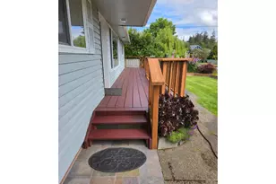 3330 Chester St, North Bend, OR 97459 - Photo 3